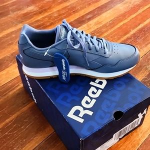 Reebok new in box, sz 9